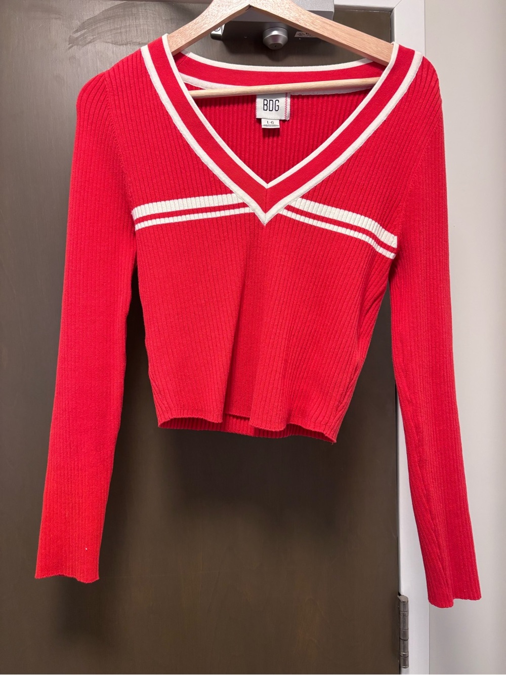 Oasis Red Ribbed V-Neck Crop Top sweater with Cream Stripes